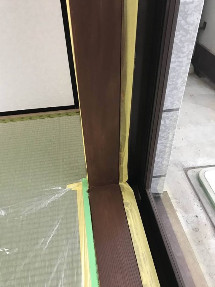 窓枠塗装2